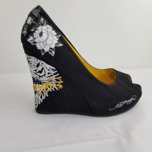 Ed Hardy Women's JOYAUS Wedge Heels Sz 9 11SJY103W